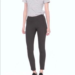 Banana Republic Devon Heathered Bi-Stretch